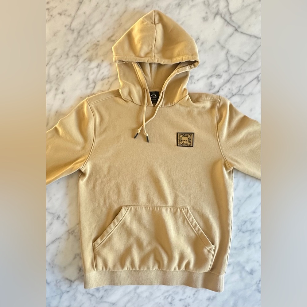 Oakley TC Skull Hoodie in light curry - Men’s Size Small Regular Fit